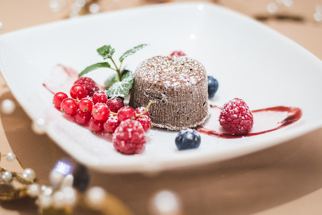 Opinii despre Gostilna in hotel Kunst în Leskovec pri Krškem - Gastronomija in gostinstvo