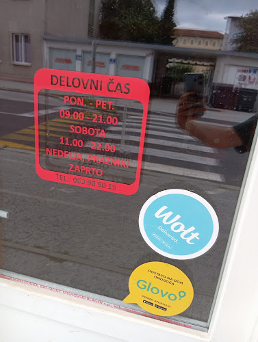 Opinii despre Elona, pekarna, slaščičarna, gostilna in kavarna, d.o.o. în Maribor - Gastronomija in gostinstvo