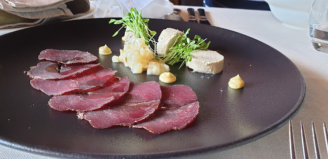 Grajska planota 1, 1000 Ljubljana