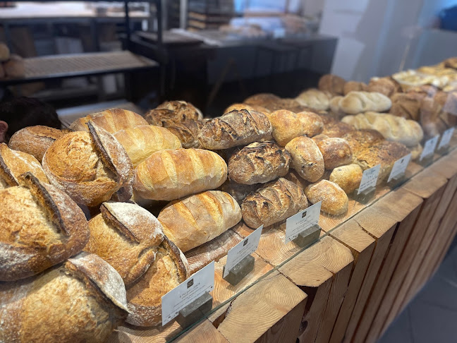 Opinii despre OSEM Bakery în Ljubljana - Gastronomija in gostinstvo