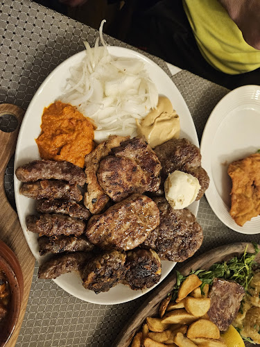 Tacenska cesta 142, 1211 Ljubljana