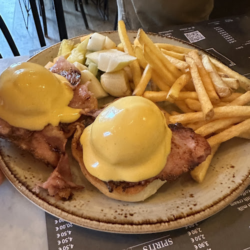 Opinii despre EK Bistro în Ljubljana - Gastronomija in gostinstvo