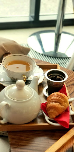 Comentarii opinii despre ČAJNA SOBA & KAVARNA KNJIŽNICA