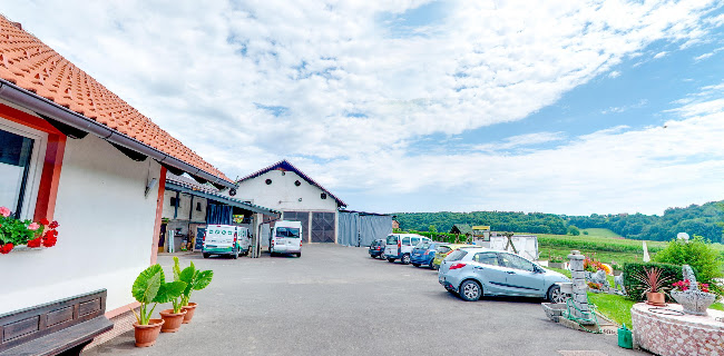 Gostišče na kmetiji Kaučič z nastanitvijo Olga Kaučič s.p. - Gastronomija in gostinstvo