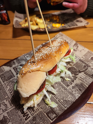 Comentarii opinii despre Mangoop Burgers Kamnik