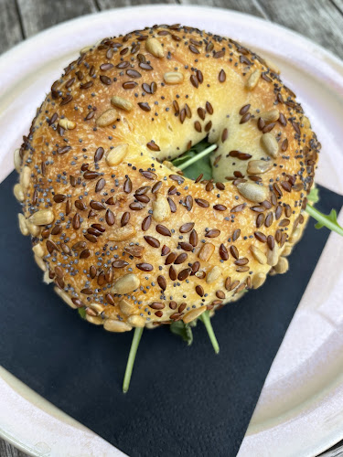 HI KO FI - Gastronomija in gostinstvo