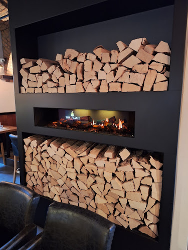 Vetrinjska ulica 30, 2000 Maribor