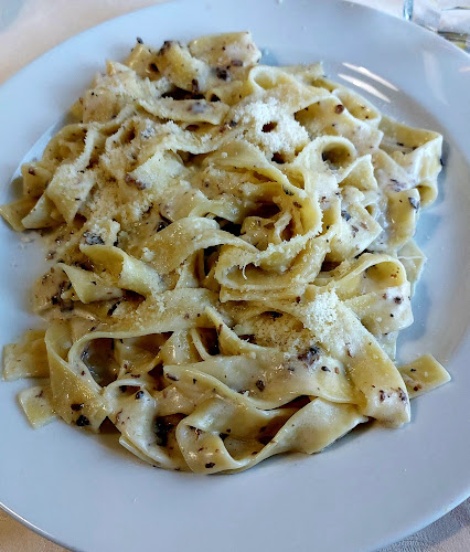 Epic, Kazarje 10, 6230 Postojna