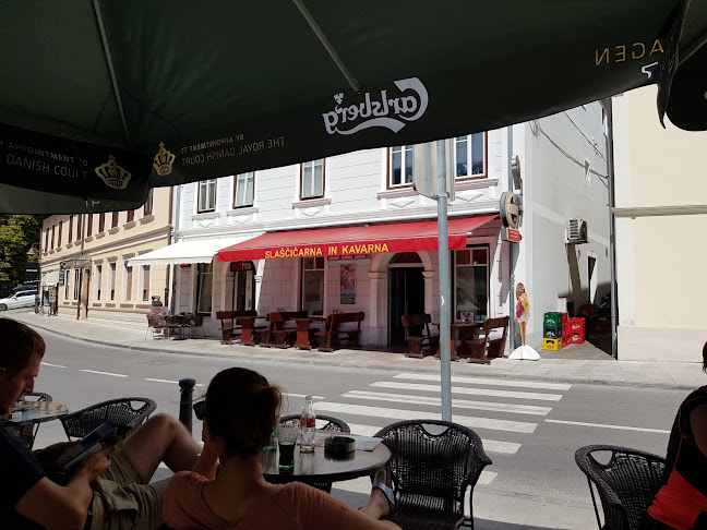 Trg golobarskih žrtev 4, 5230 Bovec