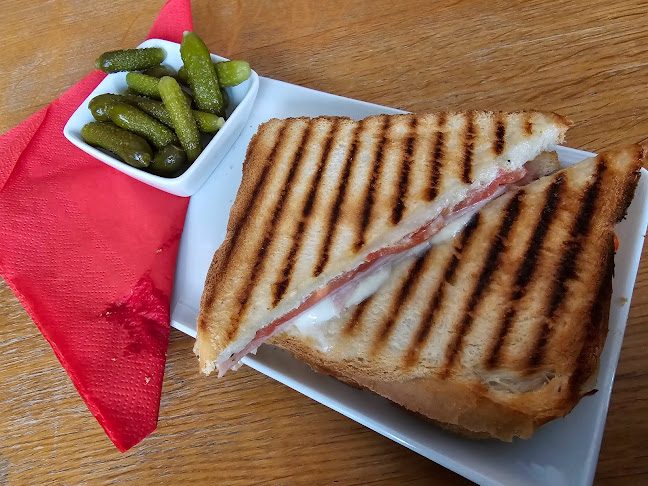 Kava Bar Tam Tam - Gastronomija in gostinstvo