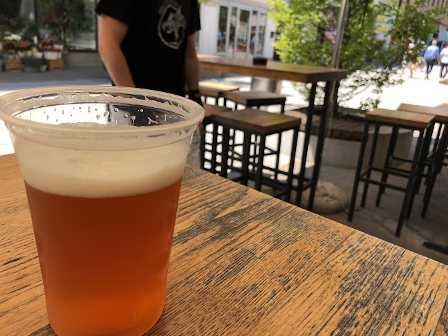 Hood Burger Center - Ljubljana