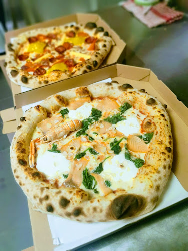 Picerija Šmonca - Gastronomija in gostinstvo