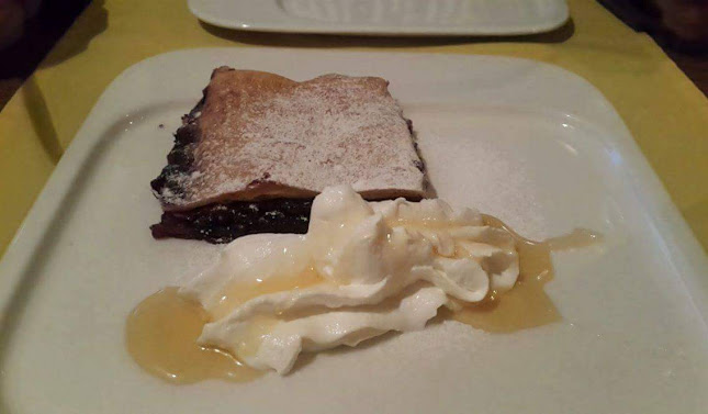 Vodnikov trg 2, 1000 Ljubljana