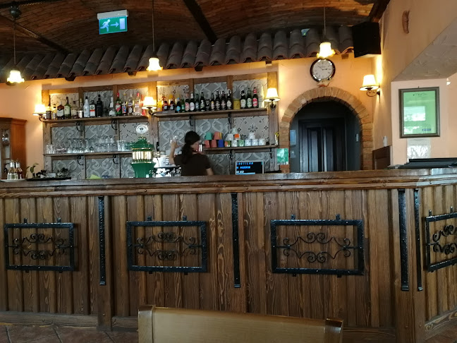 Na Vas' Pizzerija - Gastronomija in gostinstvo