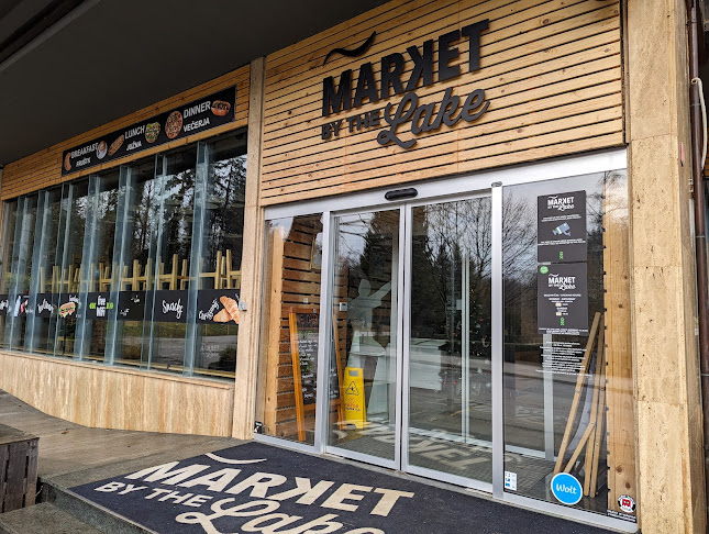 Market by the Lake - Bled