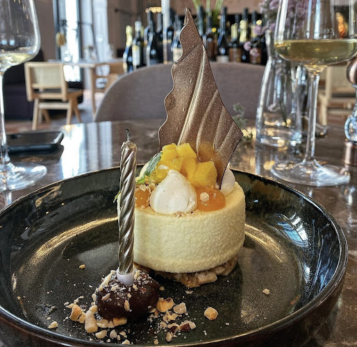 Pristaniška ulica 3, 6000 Koper