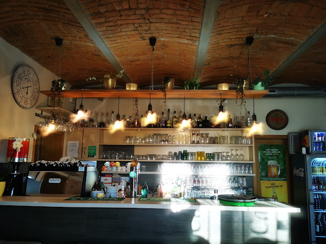 Dnevni bar forum 40, Mihela Zupanc s.p - Gastronomija in gostinstvo