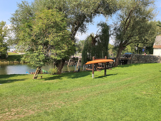 Štraus - Kostanjevica na Krki