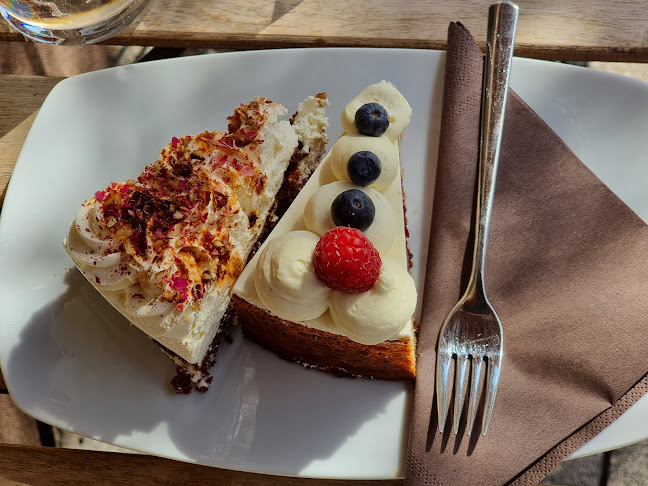 Aljaževa ulica 4, 1000 Ljubljana