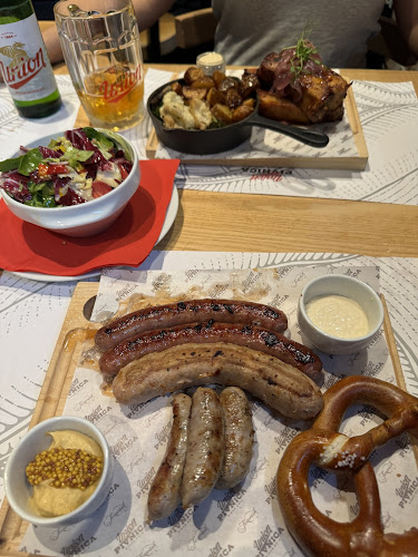 Celovška cesta 22, 1000 Ljubljana