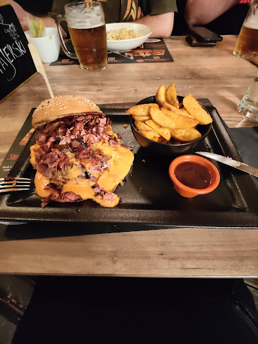 Opinii despre Meating Pub & Restavracija în Maribor - Gastronomija in gostinstvo