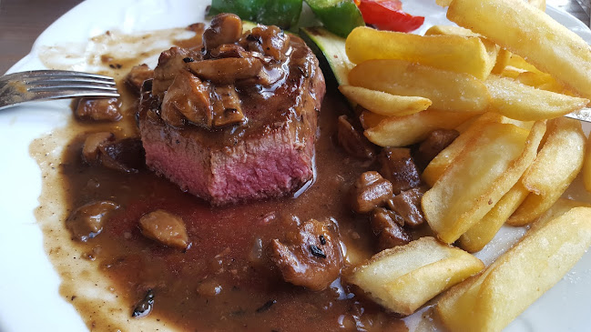 Gostilna Manjada... pu naše