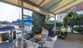 Kavarna Mozart Media Bar