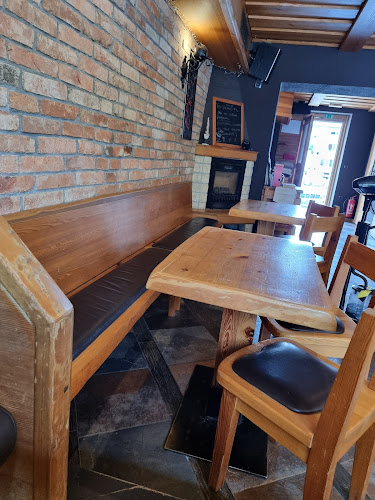 Kamin bar, gostinske storitve, Bojana Višnjič s.p. - Kranj