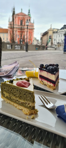 Lolita - Gastronomija in gostinstvo