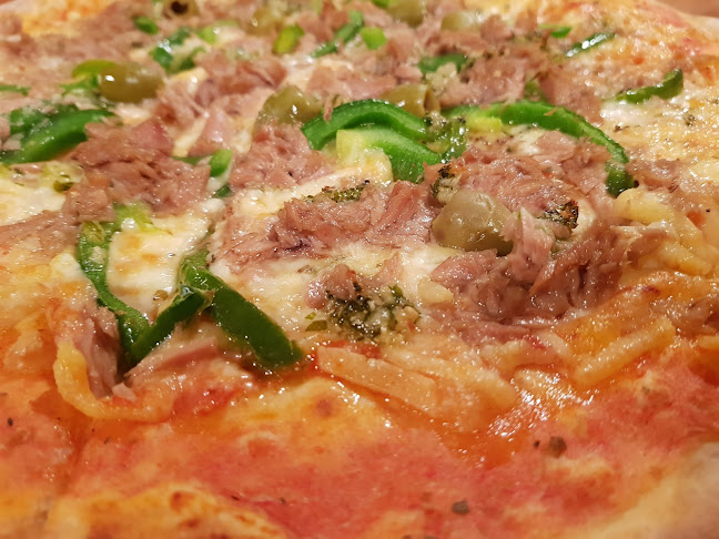 Trgovina in pizzerija "Petrišič" - Bogdan Petrišič s.p. - Gastronomija in gostinstvo