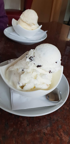 Slaščičarna Relaksi, Riza Amiti, s.p. - Gastronomija in gostinstvo