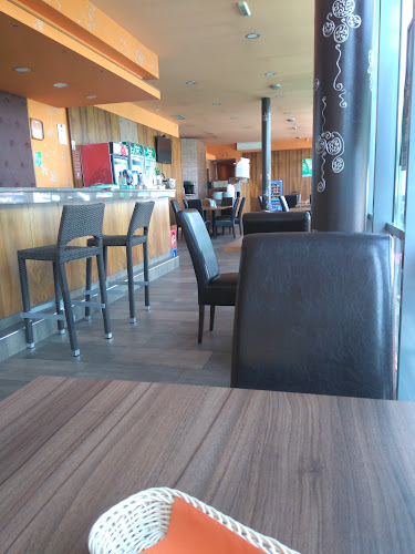 Maxim Sevnica trgovina in gostinstvo D.O.O.; PE pizzerija Maxim - Gastronomija in gostinstvo