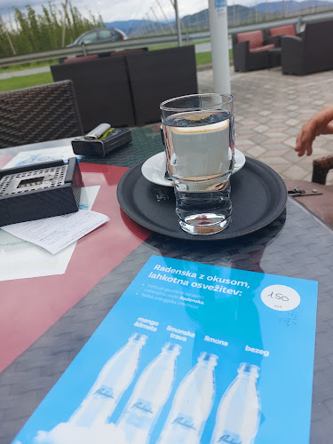 Dobriša vas 17, 3301 Petrovče