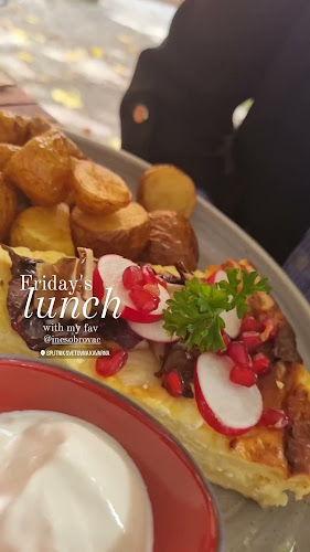 Sputnik Kavarna d.o.o. - Gastronomija in gostinstvo