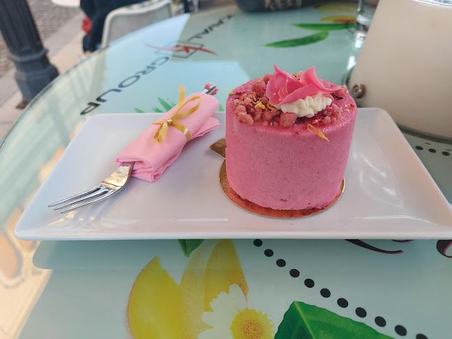 1000 Cankarjevo nabrežje, Next to Ljubljana Triple Bridge, Tromostovje 1, 1000 Ljubljana