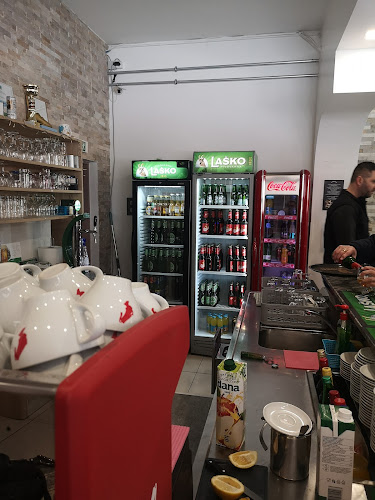 Opinii despre Flek bar în Ravne na Koroškem - Gastronomija in gostinstvo