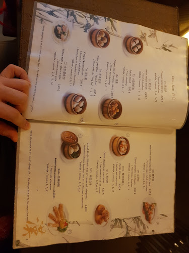 Kongresni trg 3, 1000 Ljubljana