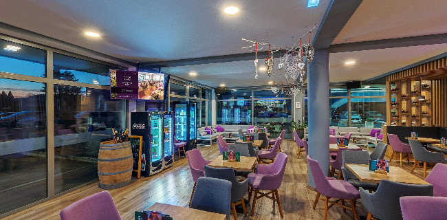 Life Caffe - Gastronomija in gostinstvo