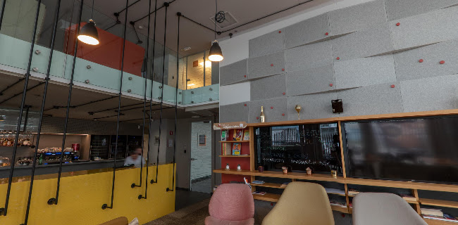 Čuk Bar - Gastronomija in gostinstvo