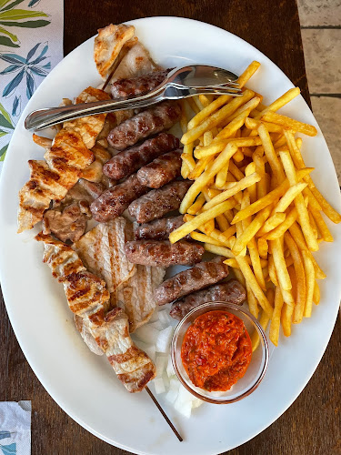 Morova ulica 17, 6310 Izola