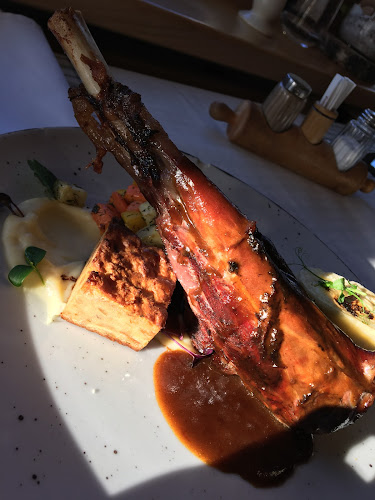 Gostilna pri Kmetec - Gastronomija in gostinstvo