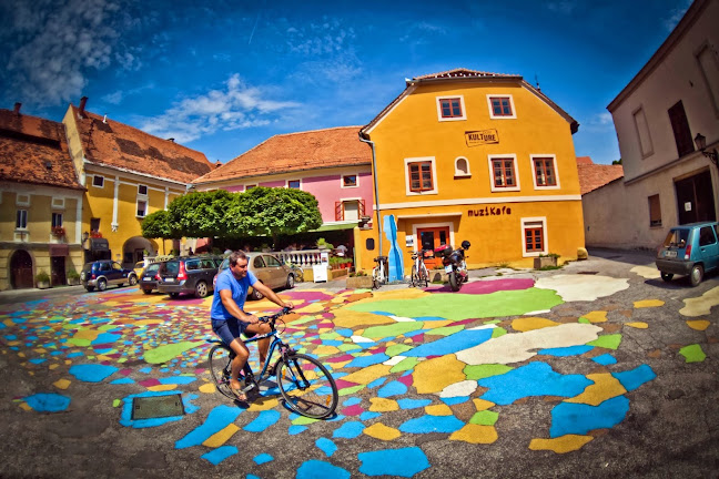 Jadranska ulica 5, 2250 Ptuj