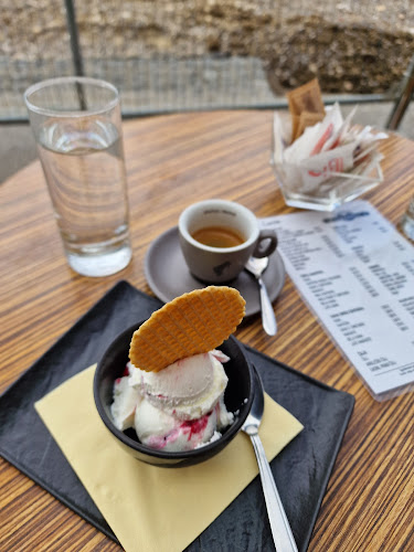 Bar pri Marjanci - Gastronomija in gostinstvo