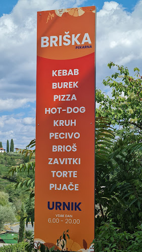 Opinii despre Briška pekarna în Dobrovo v Brdih - Gastronomija in gostinstvo