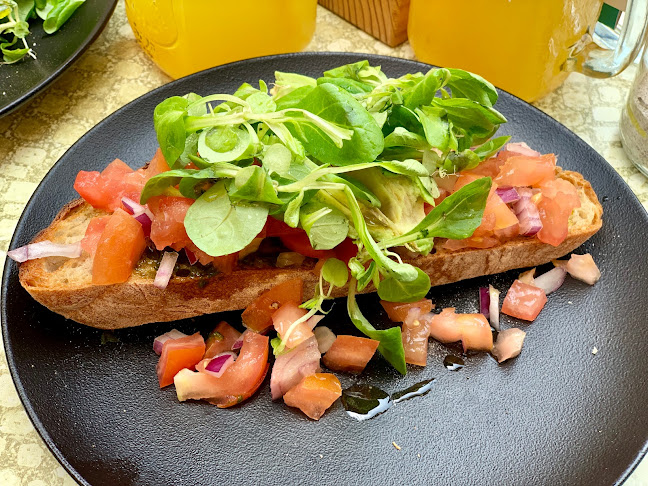 Comentarii opinii despre Bar Gouf