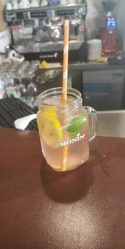 Apoteka - Gastronomija in gostinstvo