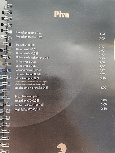 Opinii despre Mestna Kavarna Celje în Celje - Gastronomija in gostinstvo