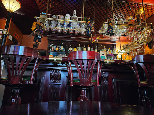 Dnevni bar in storitve "Pierrot Pub" Ameršek Peter s.p.