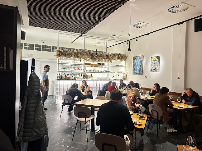 Georgie bistro - Gastronomija in gostinstvo