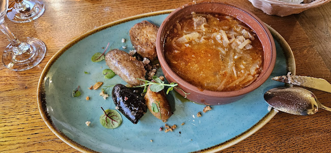 Okrepčevalnica in pizzerija Malibu Kapca - Kapca